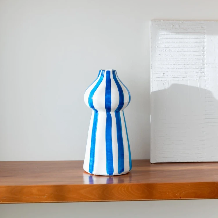 Wazon ceramiczny w paski