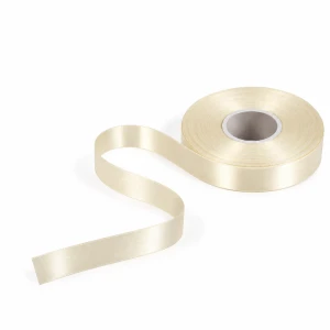 Wstążka satynowa (atłasowa) ecru 12 mm 32 mb