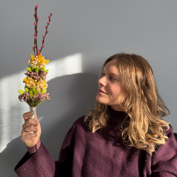 Kwiaty na palmę wielkanocną - po jakie rośliny sięgnąć?